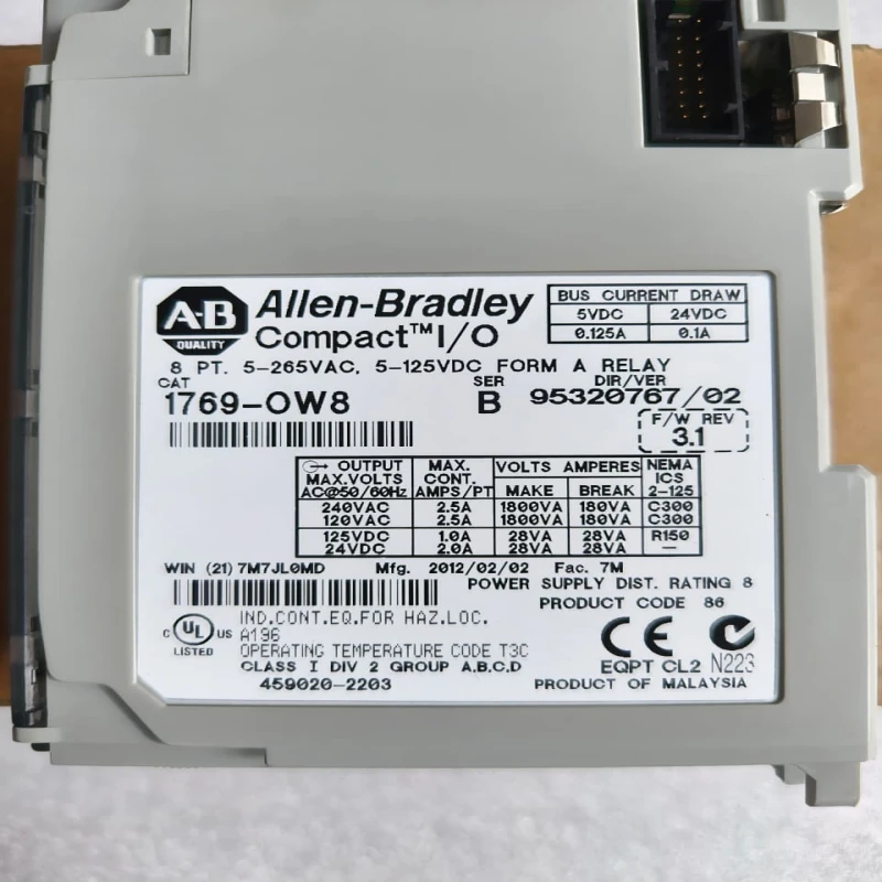 Allen-Bradley 1769-OW8 CompactLogix 8-Point VAC/VDC Relay Output Module thumbnail 8
